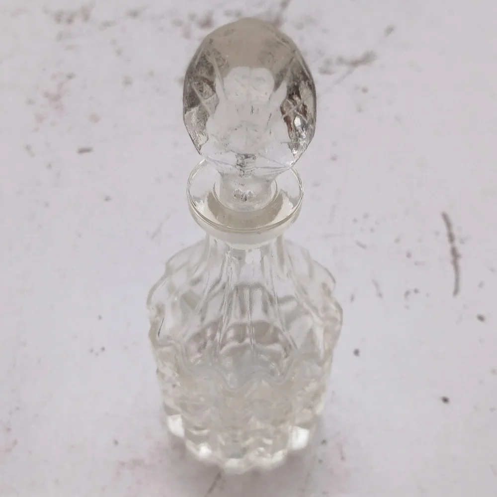 Leonard elegant vintage